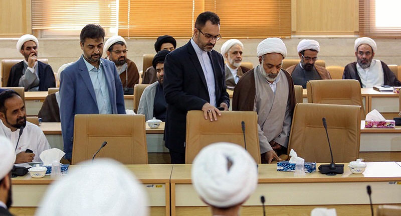 تغطية مصورة : تجمع شخصيات علمائية وفكريّة دوليّة في "العام الثاني من الحصار العسكري على آية الله قاسم"