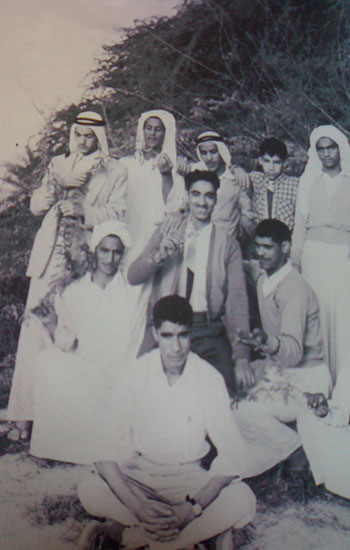 السـيرة المصـورة لـ آية الله قاسم