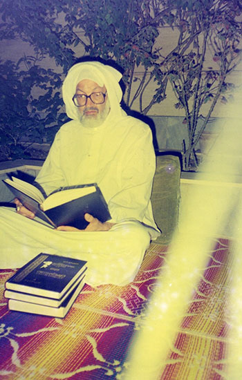 السـيرة المصـورة لـ آية الله قاسم